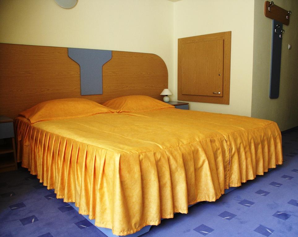 Hotel Tusnad BaileTusnad Zimmer foto